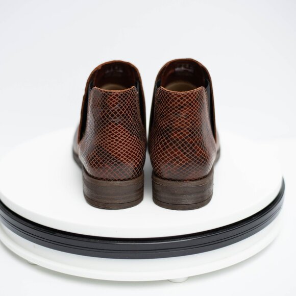 Clarks Demi 2 Beat Women’s Chelsea Ankle Boots 9 M Brown Oiled Leather Snakeskin - Picture 2 of 7